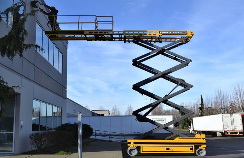 what-safety-rules-do-you-need-to-follow-while-operating-scissor-lift