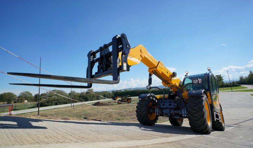Understand the functions of a telehandler for a better result